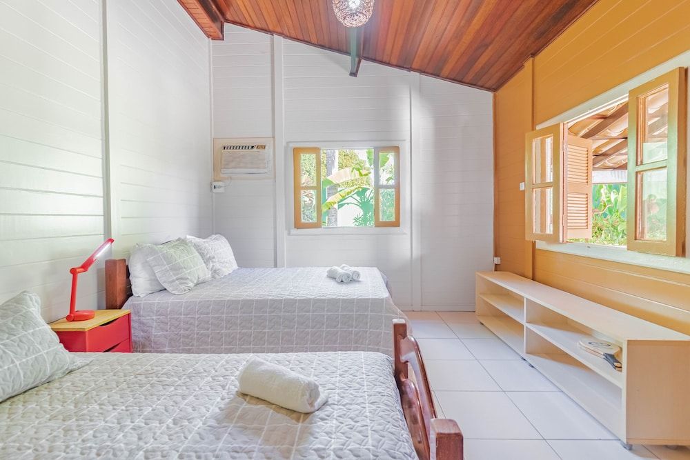 VT04 Excelente Casa 3 Quartos e Piscina 3