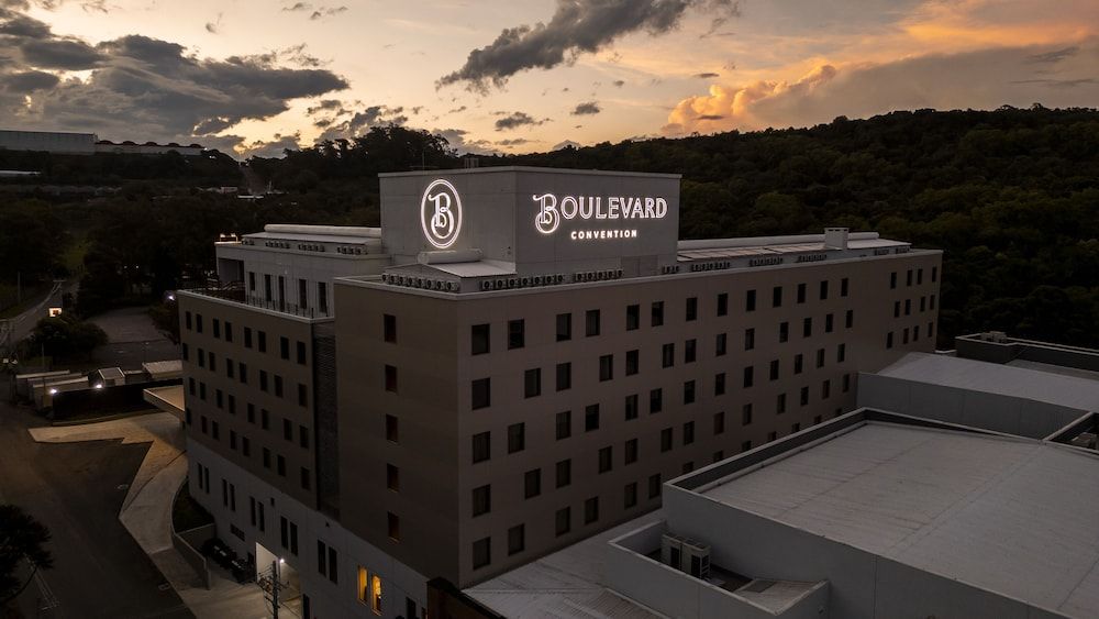 Plaza Hotel & Boulevard Convention – Vale dos Vinhedos