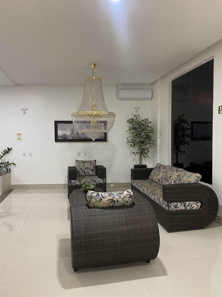 The Villeneuve Residence