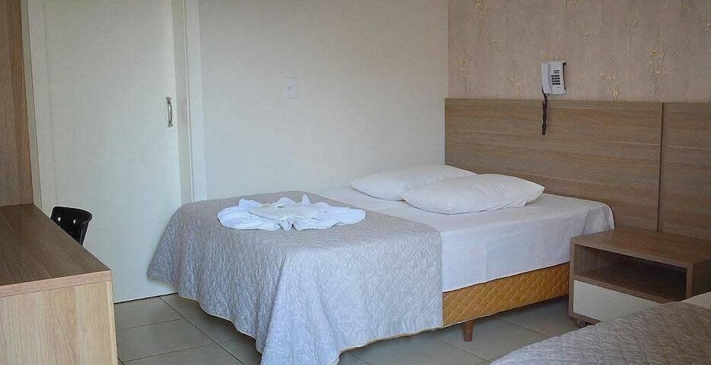 STAR HOTEL 2