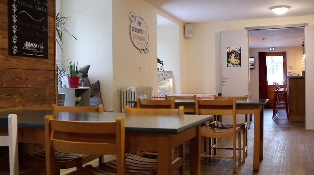 1861 Châtel Hostel 2