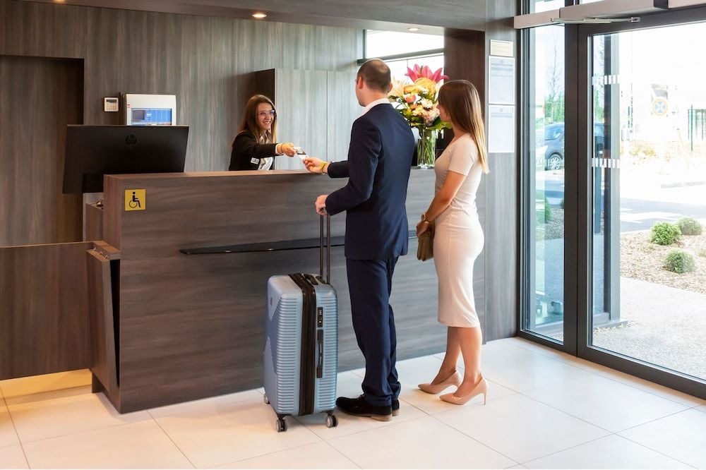 Hôtel Roi Soleil Prestige Plaisir - St Quentin 4 estrelas em Plaisir