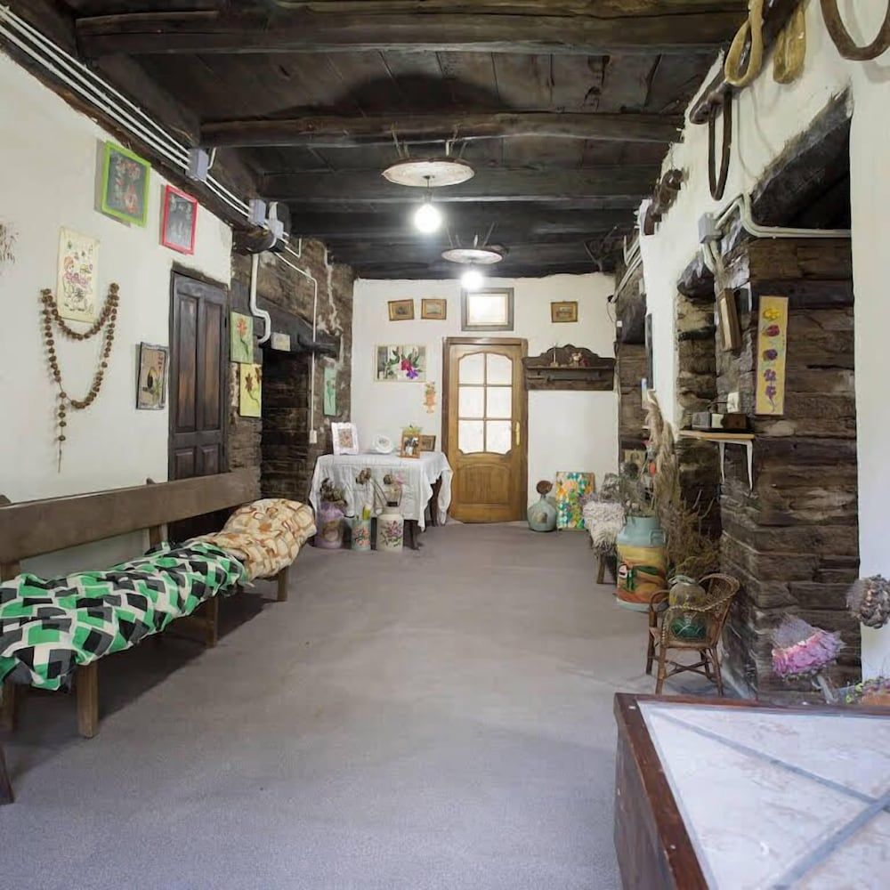 A Fonte das Bodas Pensión 2