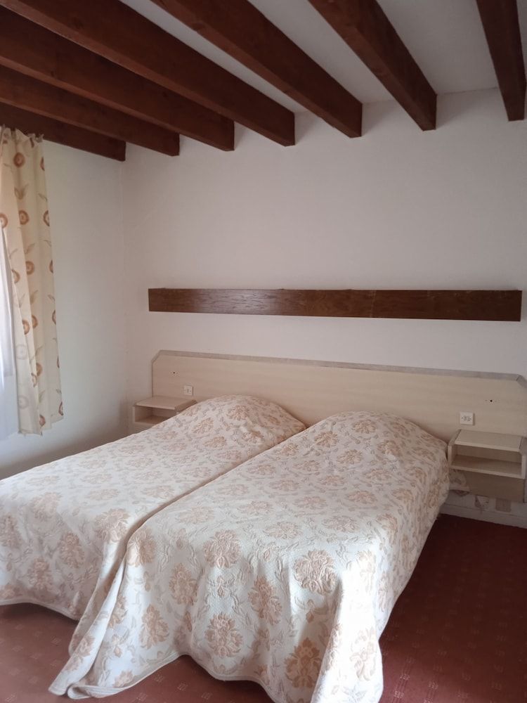 Hôtel Le Mas Fleuri 2