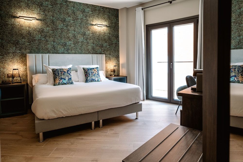 Hotel GilMar Orellana la Vieja 1