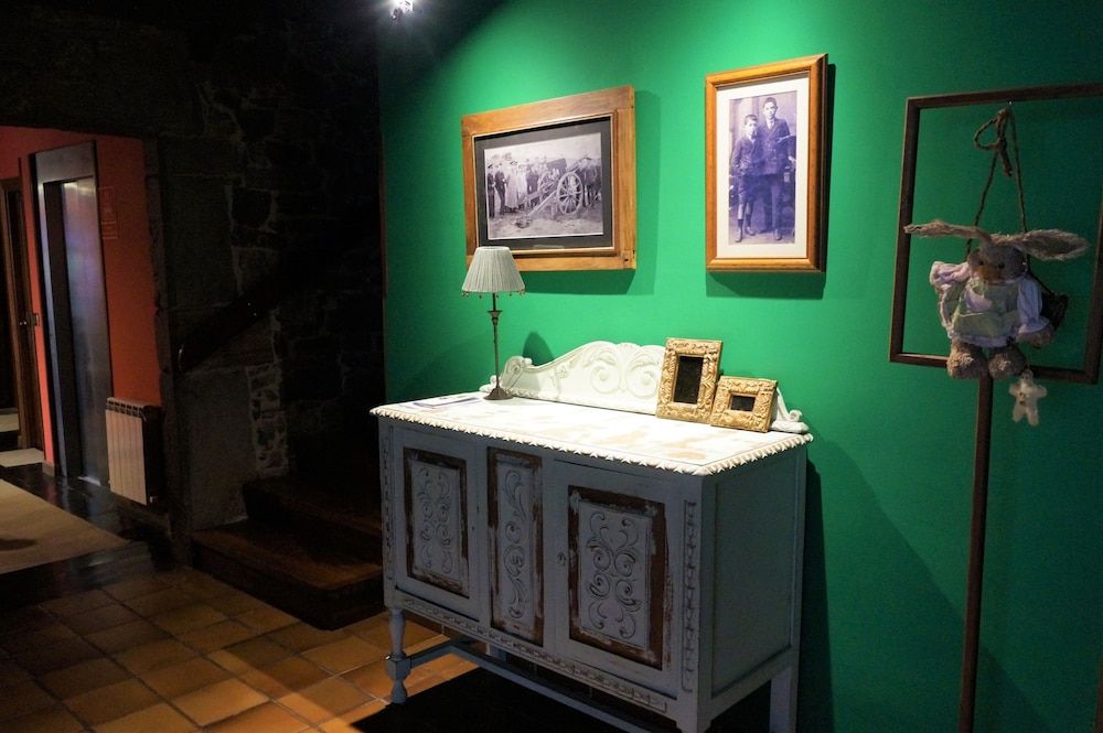 Hotel Rural Palacio Fernández Heres 3