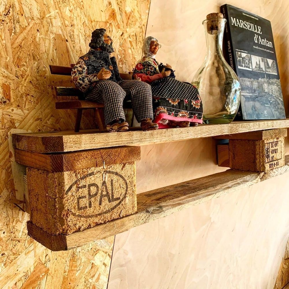 Greet Hotel Marseille Provence Aéroport 2