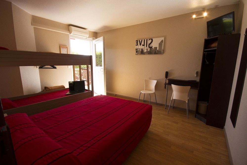 Brit Hotel Essentiel Sète Balaruc 3