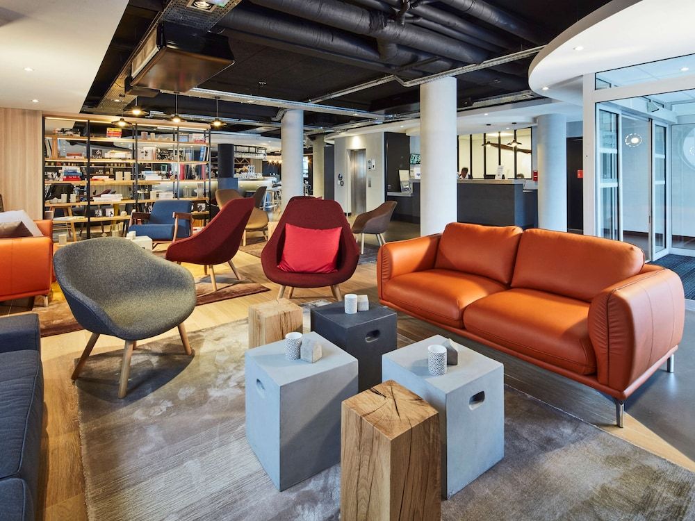 Campanile le Bourget Airport 2