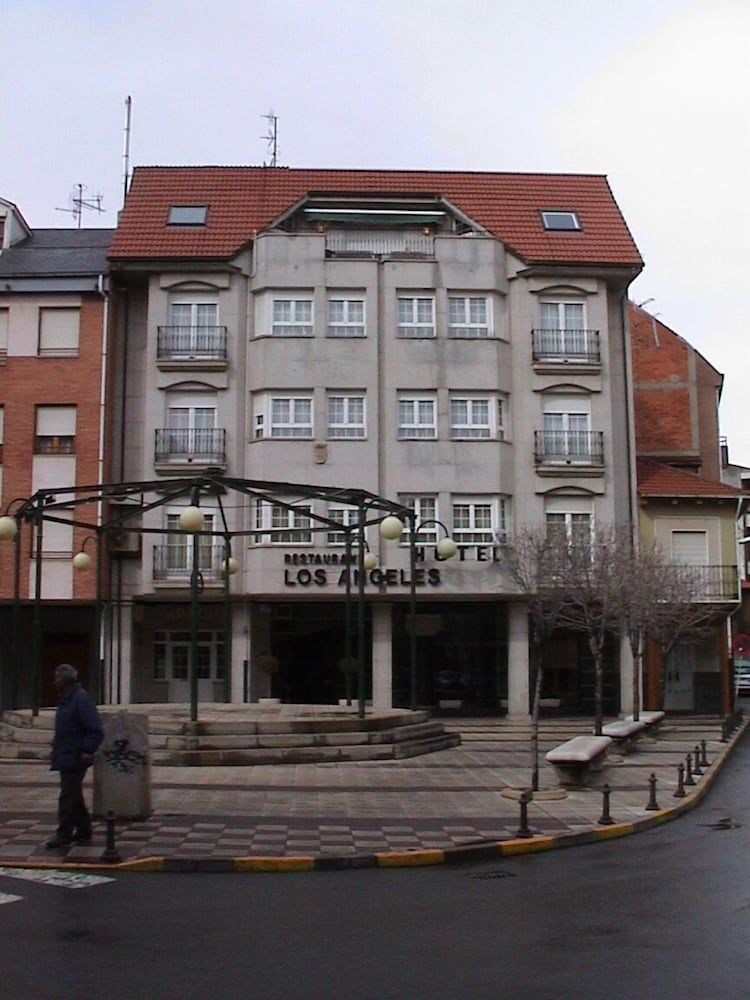 Hotel Los Ángeles 1