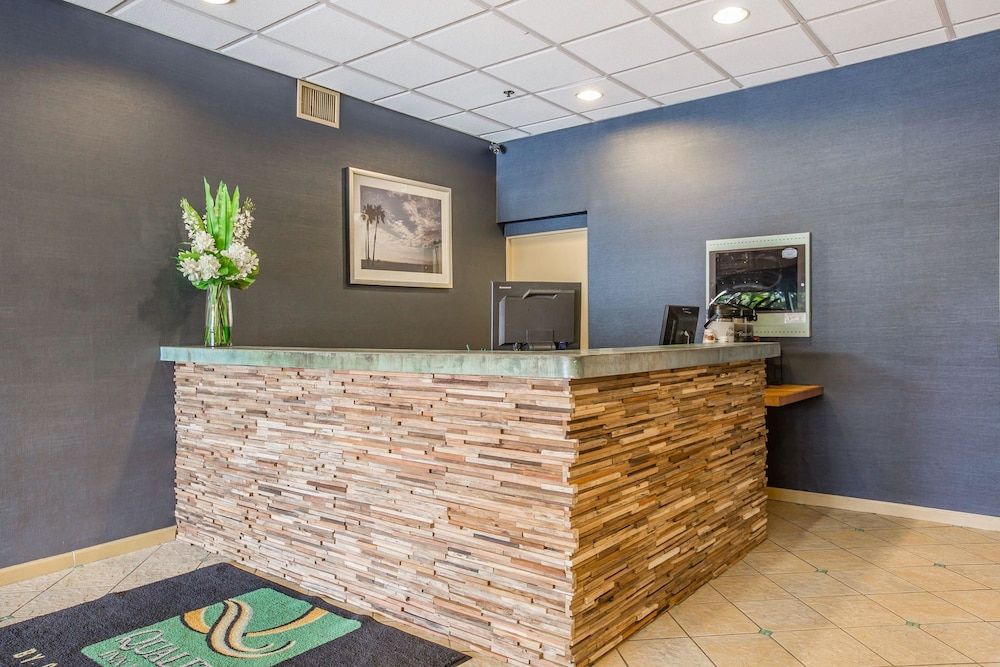 Quality Inn & Suites Hermosa Beach 2