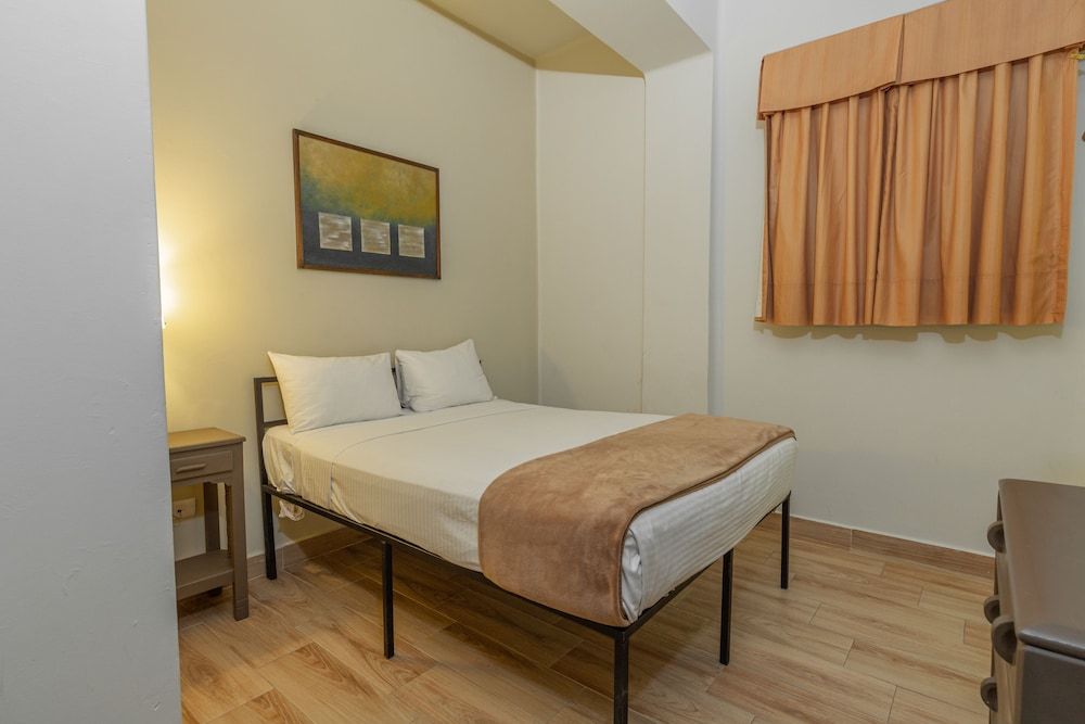 Hotel Plaza del Arco Express 2