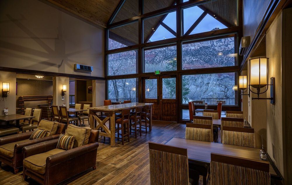Holiday Inn Express Springdale - Zion National Park Area by IHG 2