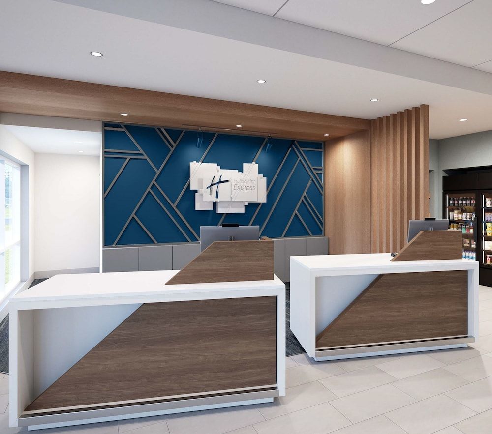 Holiday Inn Express & Suites Central Omaha by IHG 2