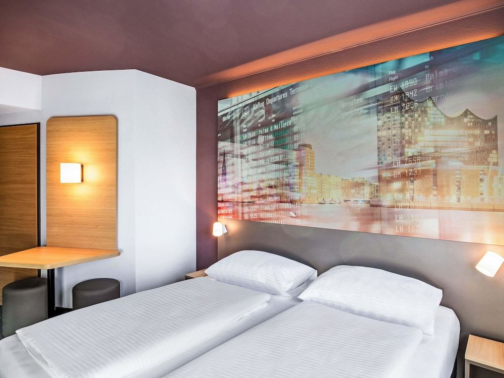 B&B HOTEL Hamburg-Airport 3