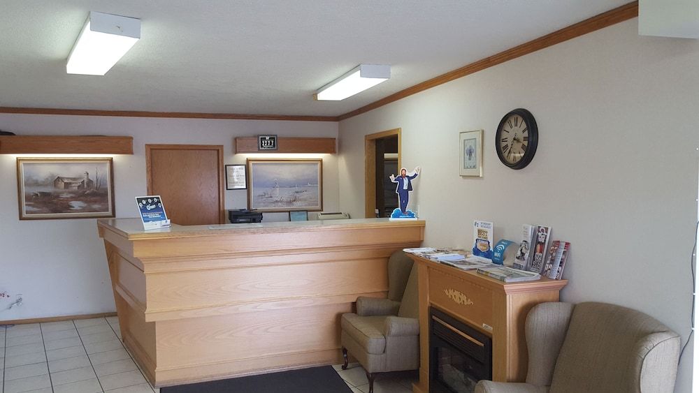 Knights Inn Lethbridge 2