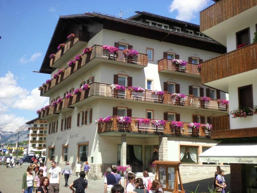 Hotel Aquila 3 estrelas em Cortina dʼAmpezzo