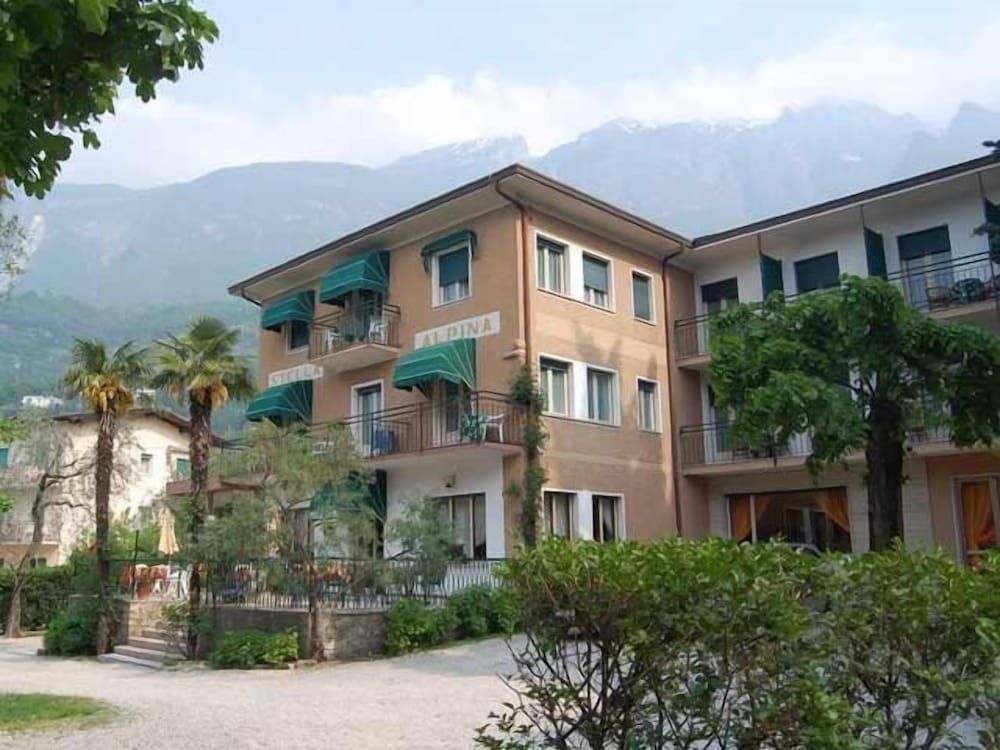 Hotel Stella Alpina 2 estrellas en Malcesine