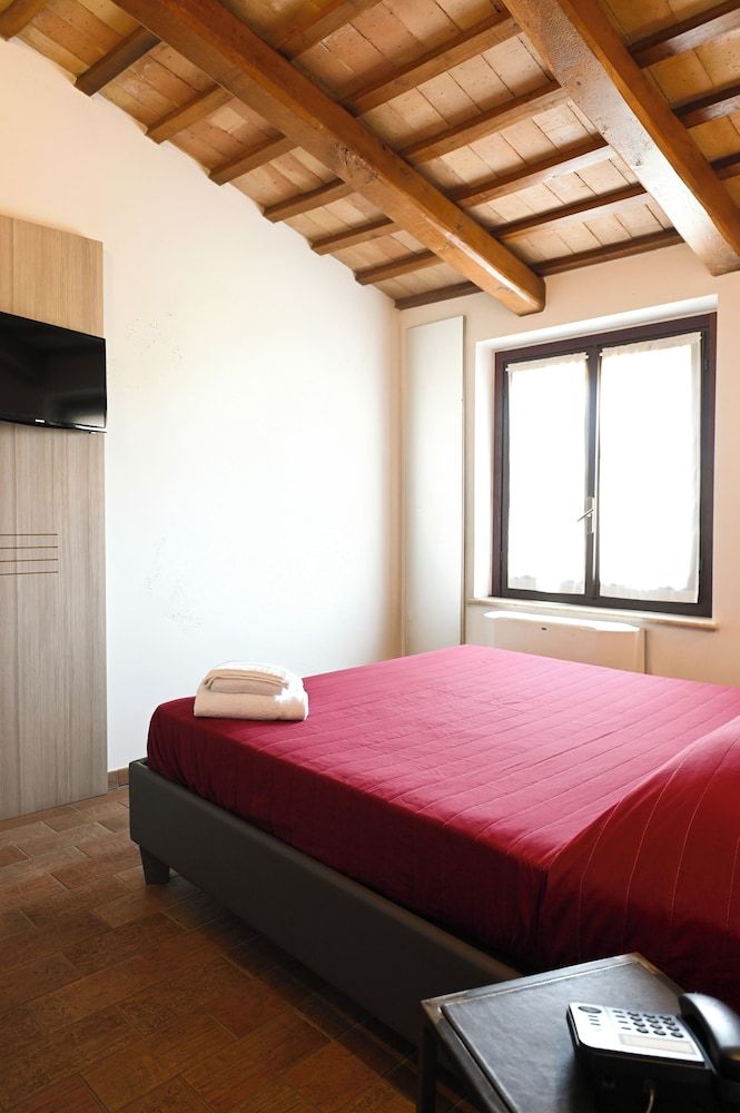Moretti Village - b&b -1 estrellas en Civitanova Marche
