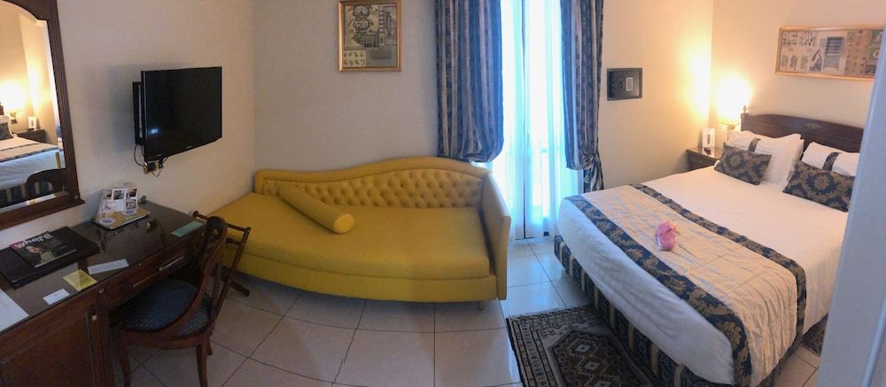 Hotel Villa Savoia 1
