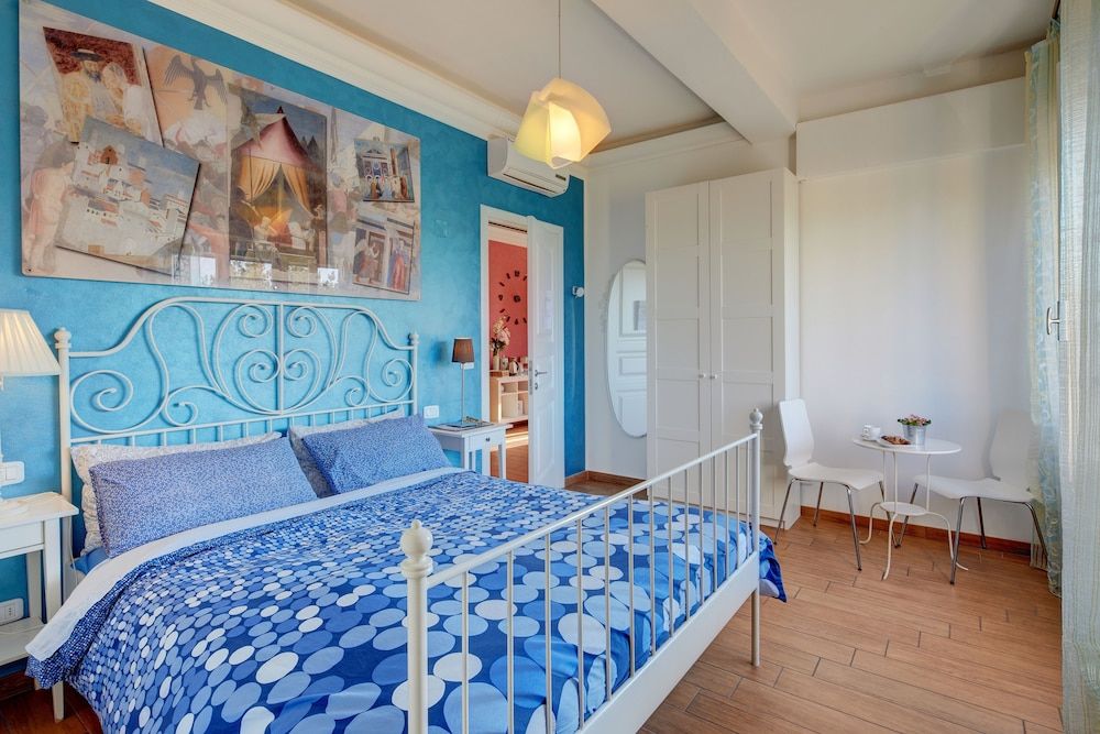 Cento Passi Dal Duomo