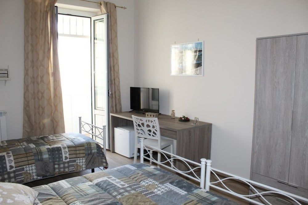 Affittacamere B&B Alba Ionica 3