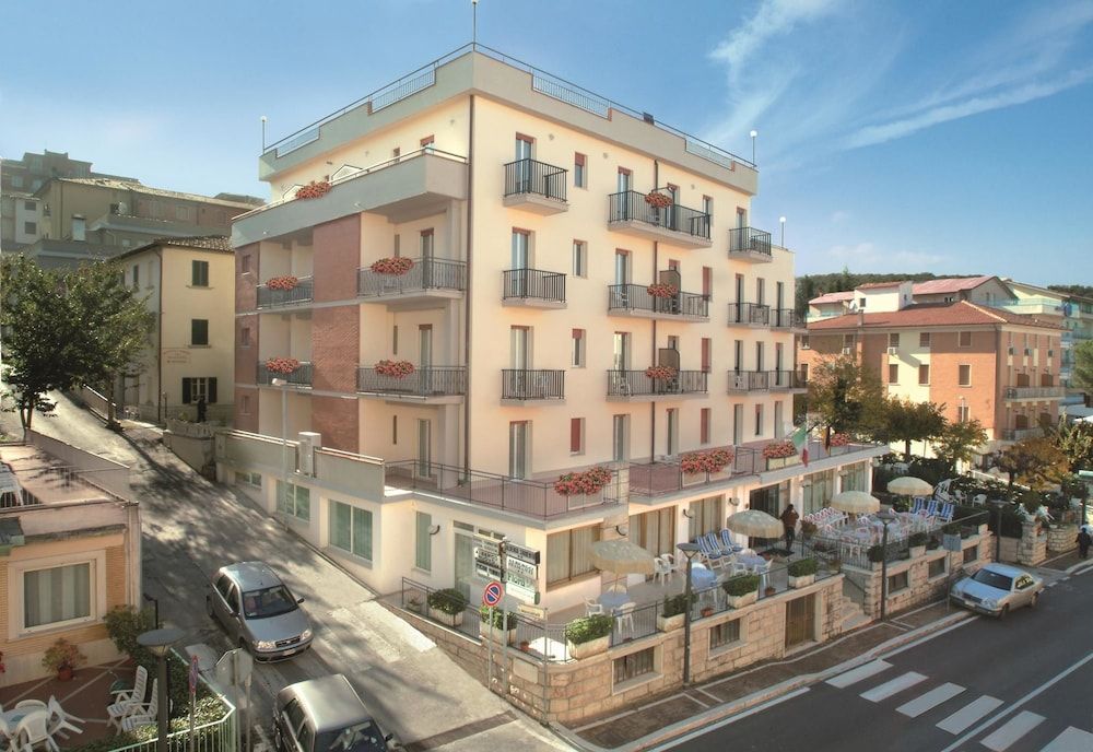 Hotel Monica 3 estrelas em Chianciano Terme