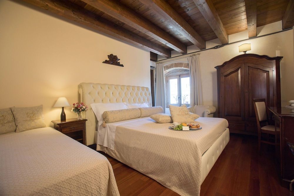 Castello Castriota Scanderbeg Suites De Charme 3