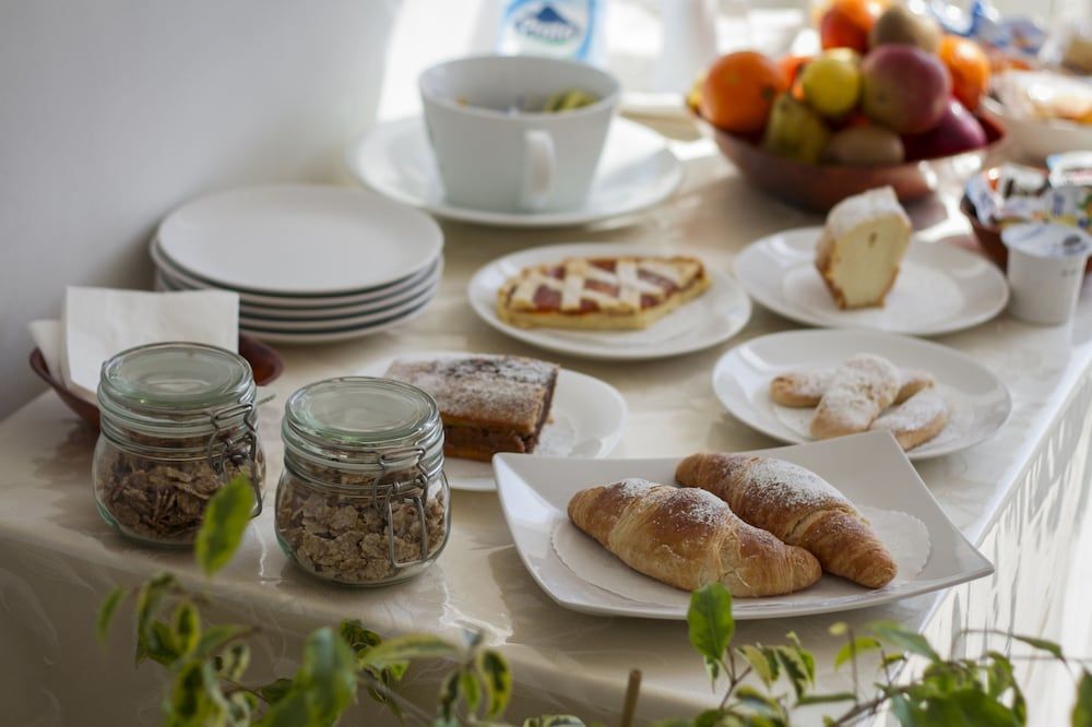 Bed & Breakfast Tra le Mura 3