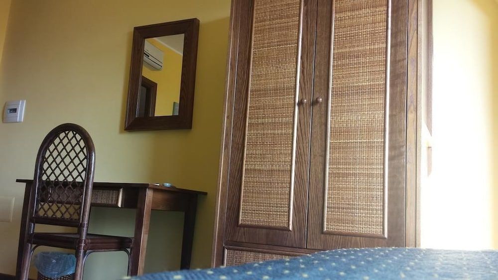 Bed and Breakfast Coral Blue 2