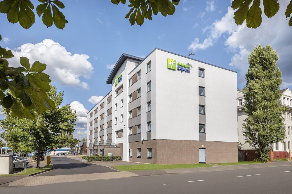 Holiday Inn Express Köln-Mülheim by IHG 1