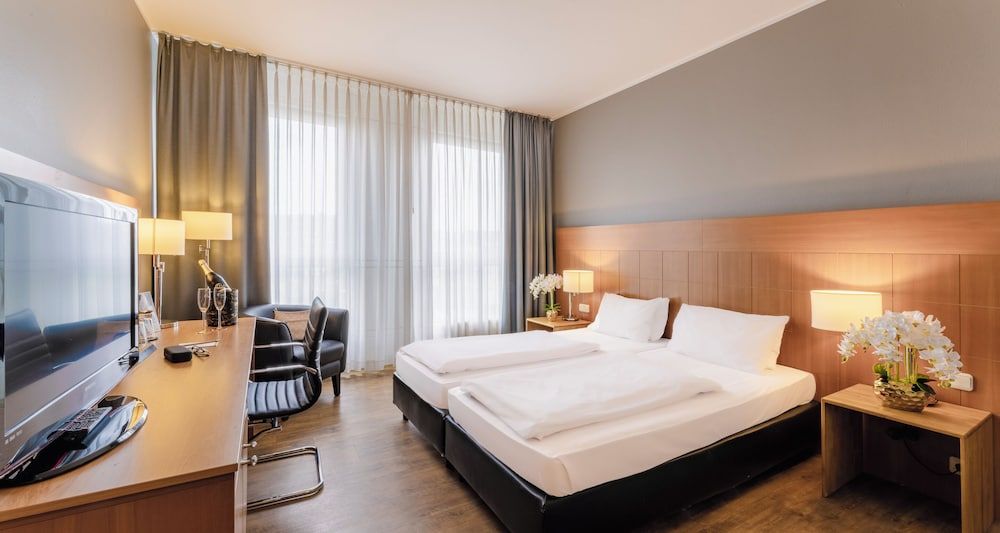 PLAZA Premium Köln 3