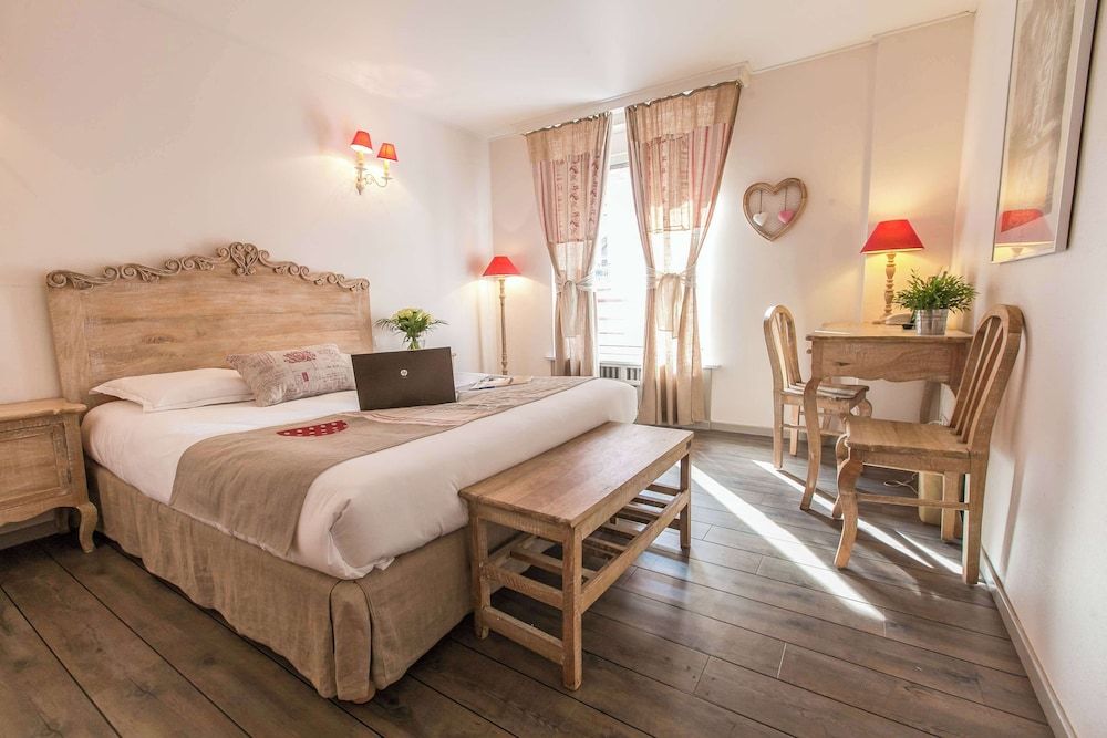 Brit Hotel Bristol Montbéliard 3 estrelas em Montbéliard