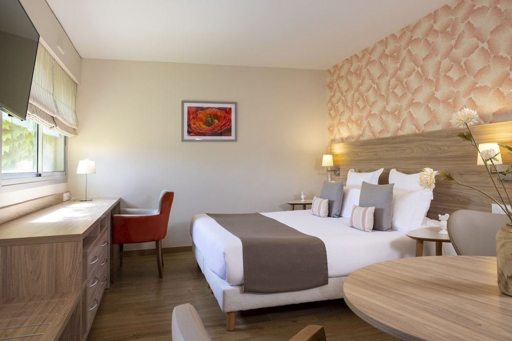 Hôtel - Résidence Lou Paradou 3