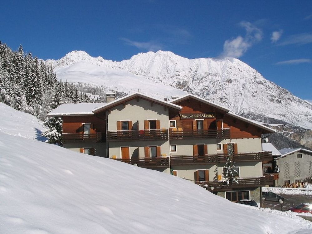 Meublè Rosalpina 3 estrelas em Valdidentro