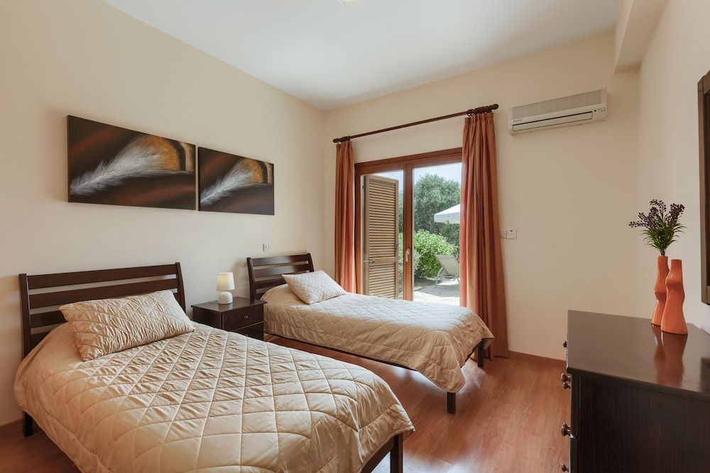 Aphrodite Hills Rentals – Junior Villas 3