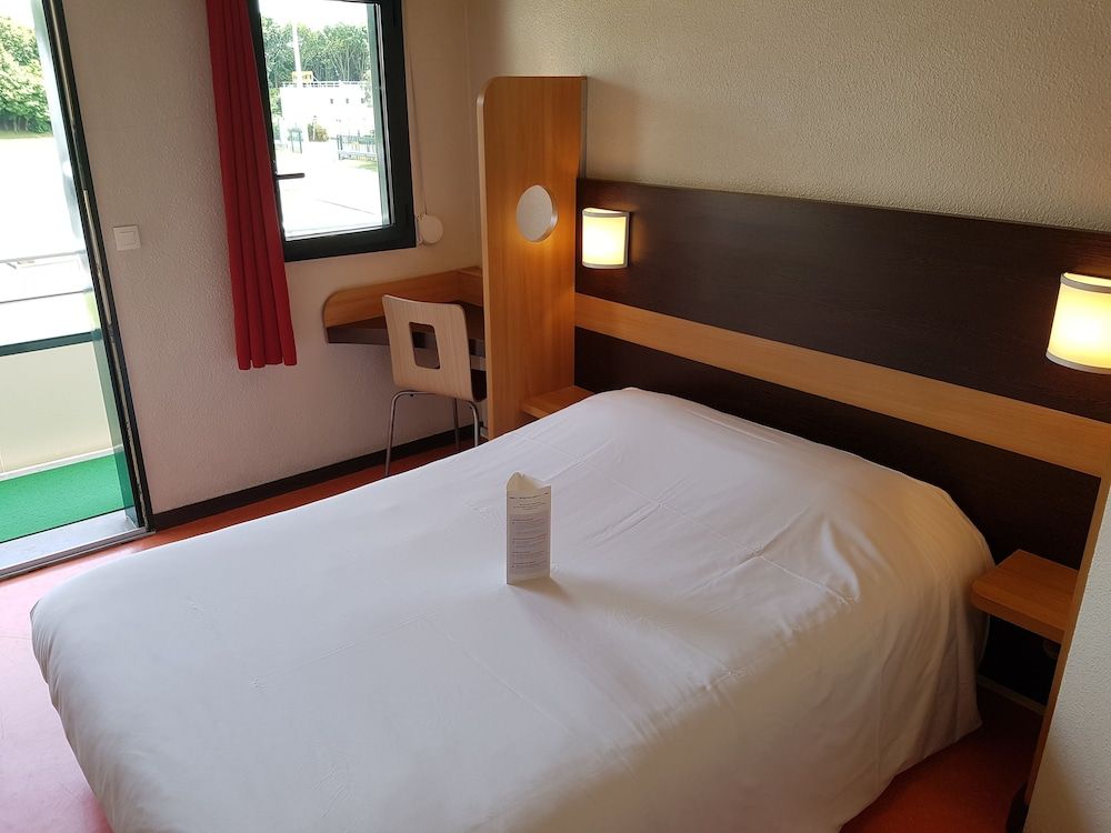 Première Classe Amiens Est - Glisy 3