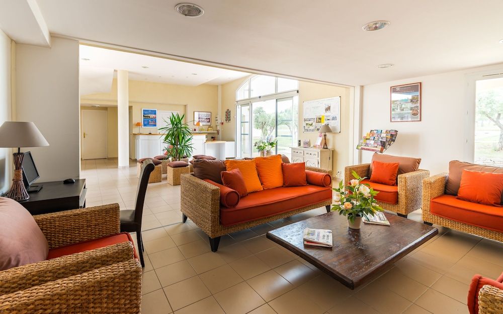 Résidence Lagrange Vacances Le Domaine de Bourgeac 3