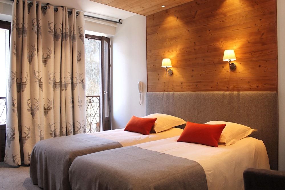 Hôtel du Crêt Rond - Logis 2