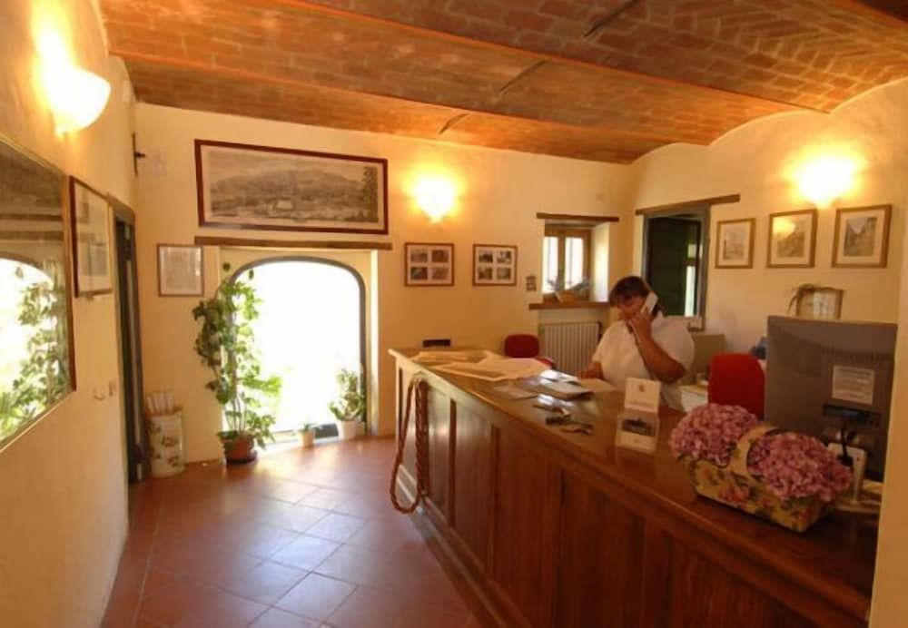 Castello di Gargonza 2