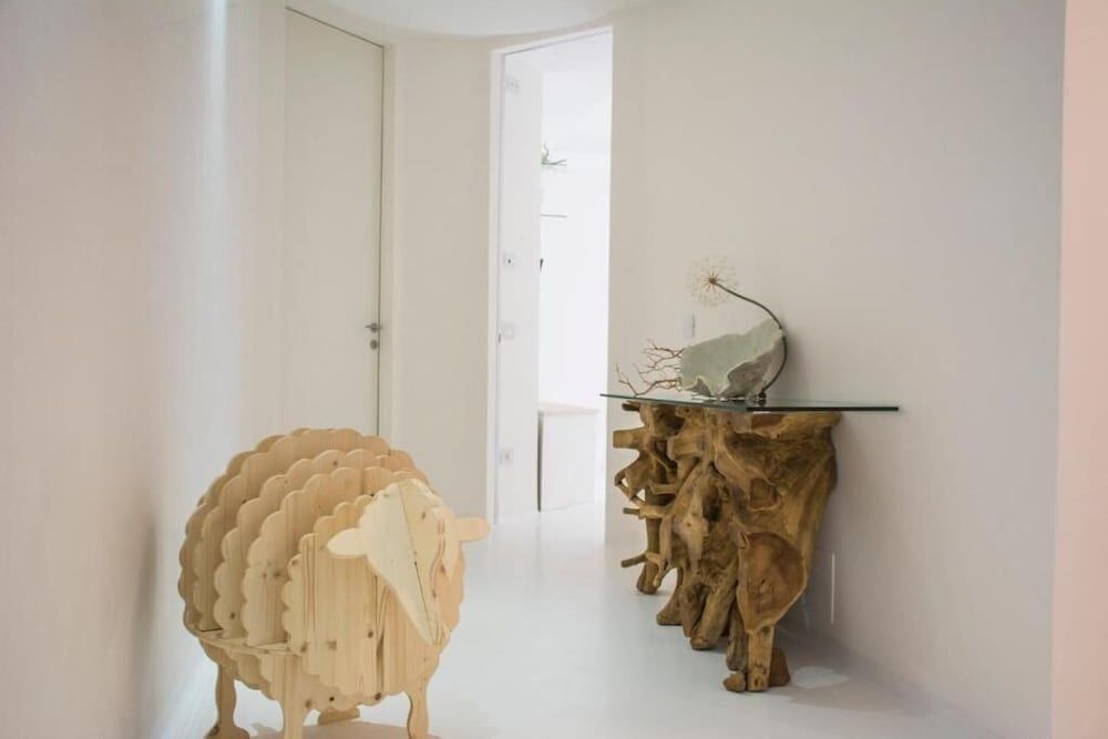 Valentino Luxury Room 2