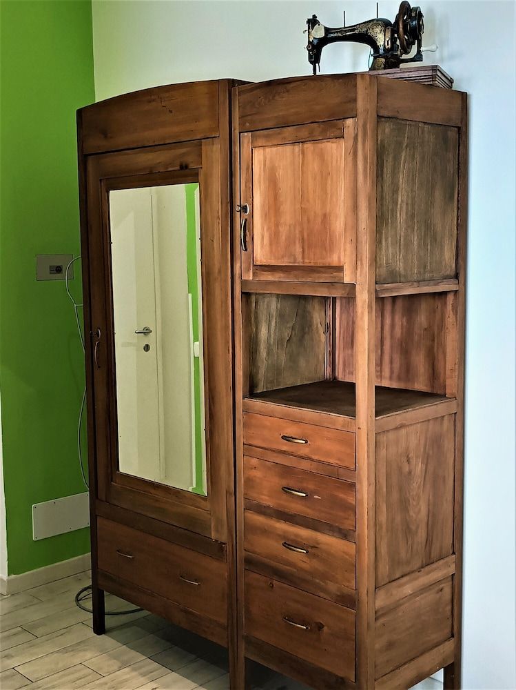 Lanzies Guesthouse 2