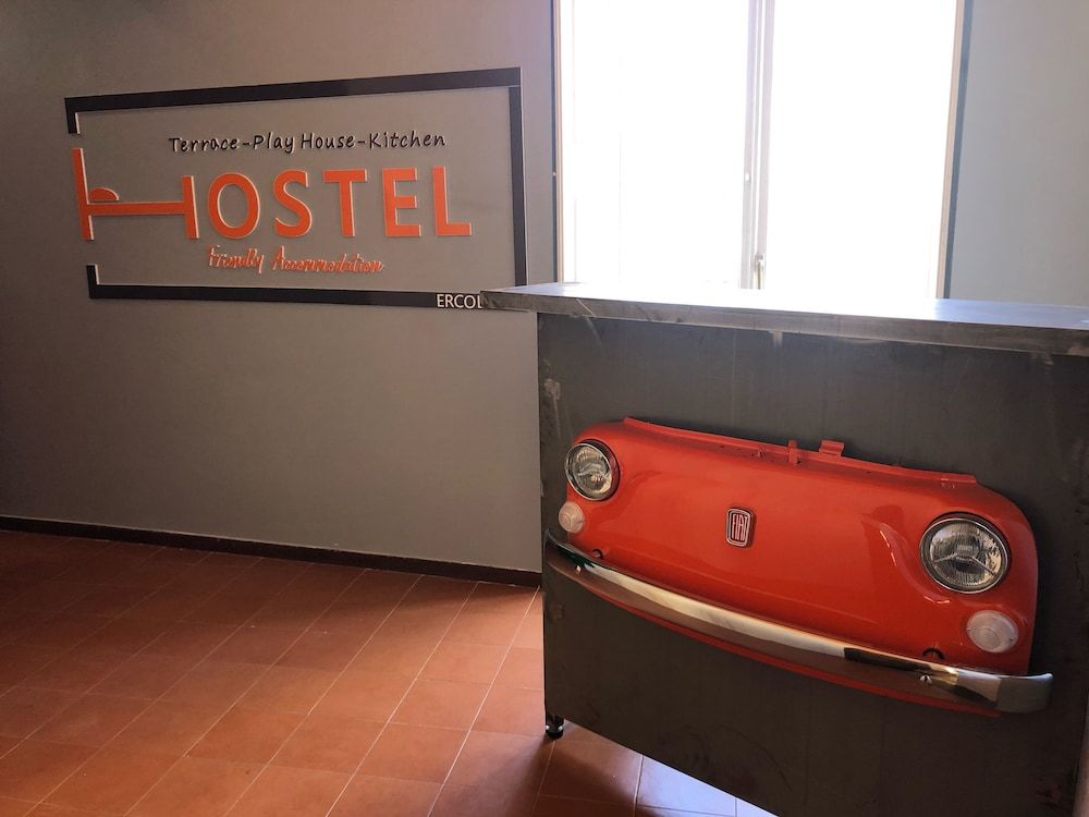 H Hostel Friendly Accommodation 2