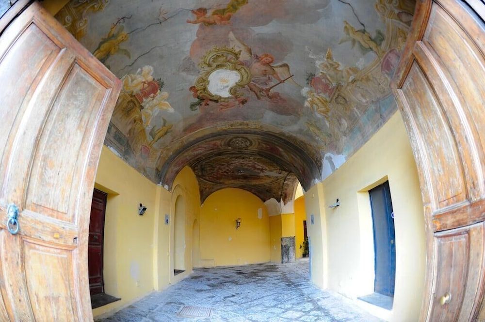 H Hostel Friendly Accommodation 1