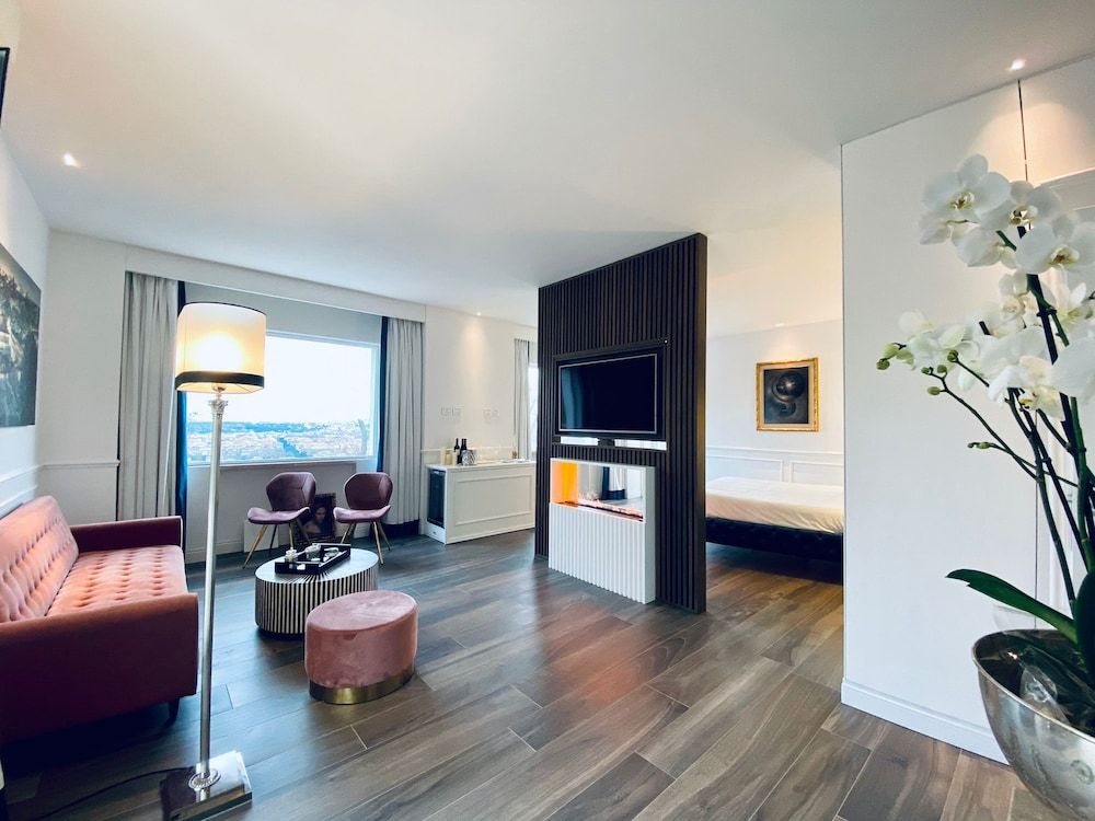 Monastero dei Santi 2