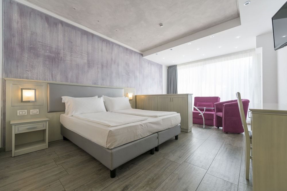 Garda Suite Hotel - Adults Only 2