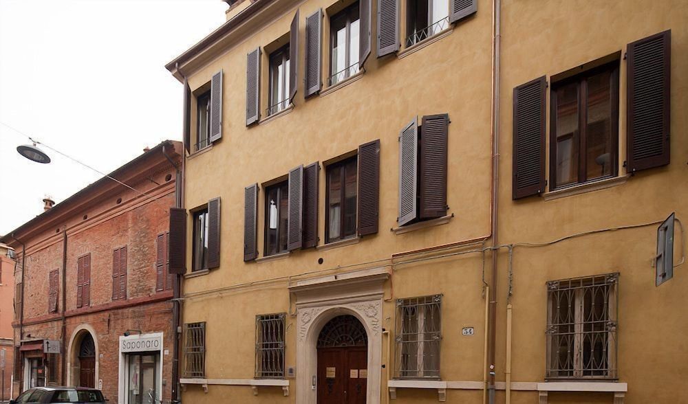 Honey Rooms -1 estrellas en Ferrara