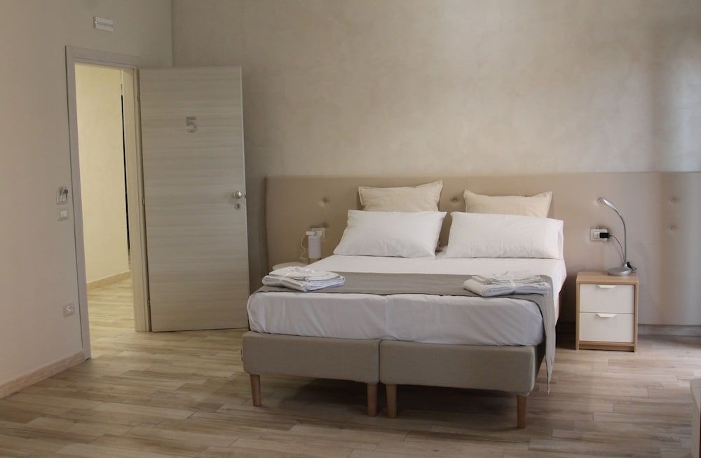 Michelangelo Home B&B 2