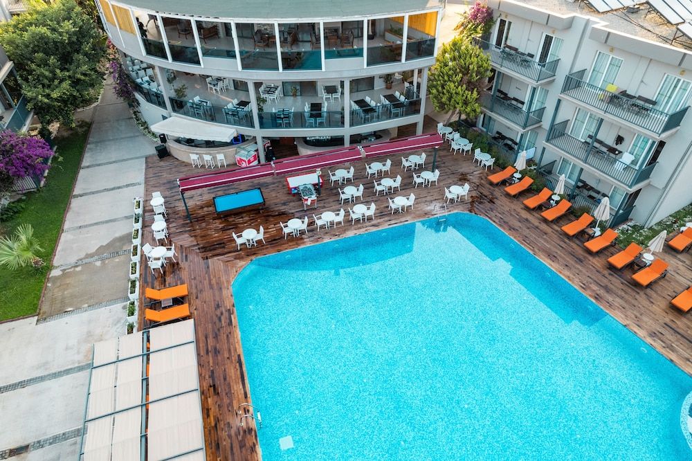 Bodrum Beach Resort 4 estrellas en Bodrum