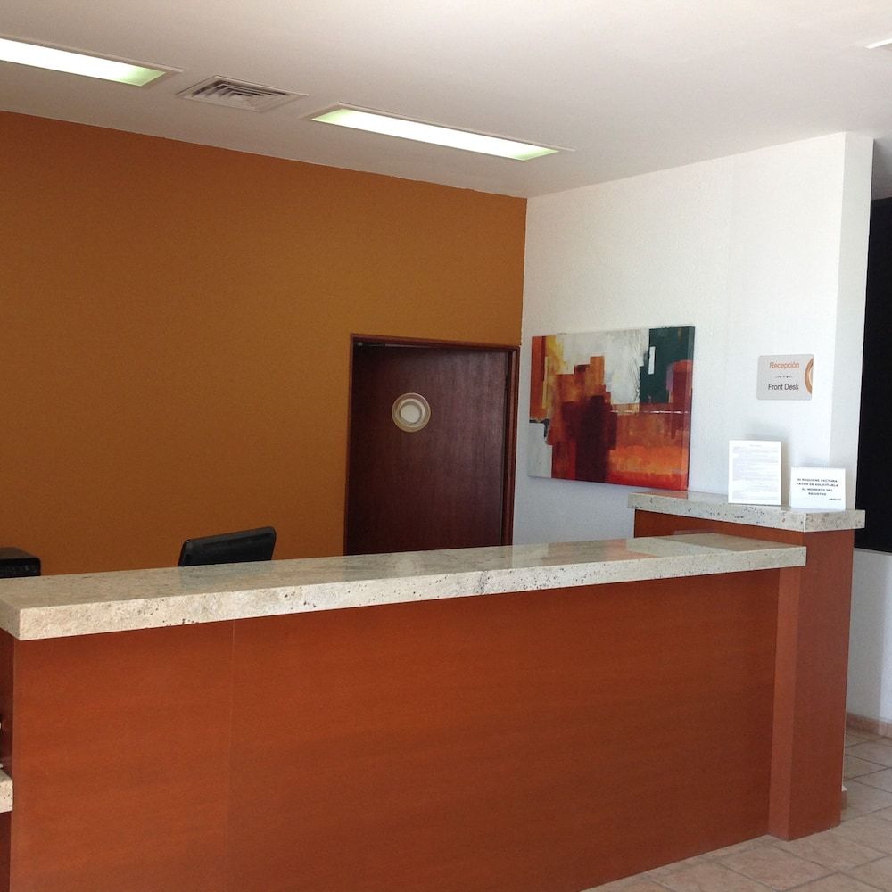 Sunrock Hotel and Suites 2